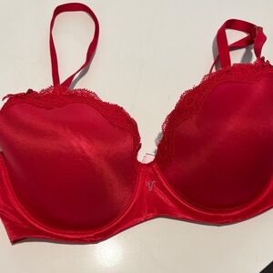 Victoria's Secret Vibrant Red Lace Bra